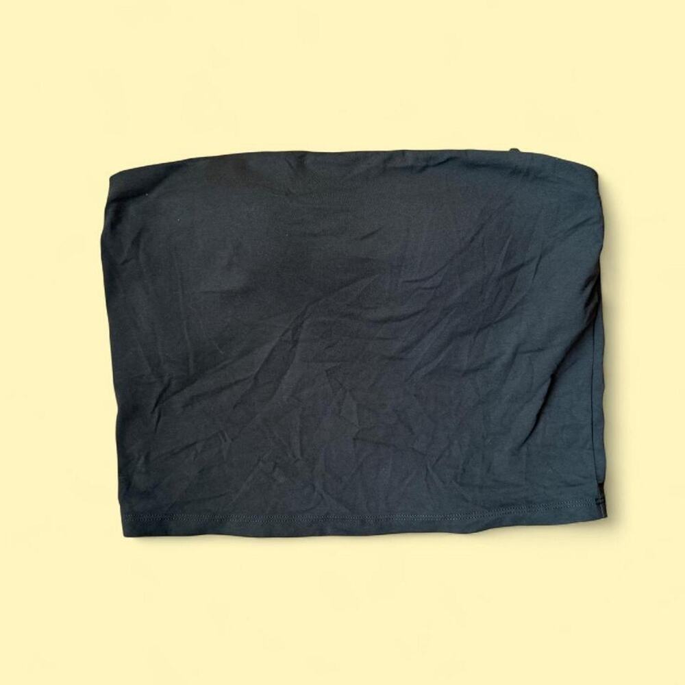 Uniqlo olive green tube crop